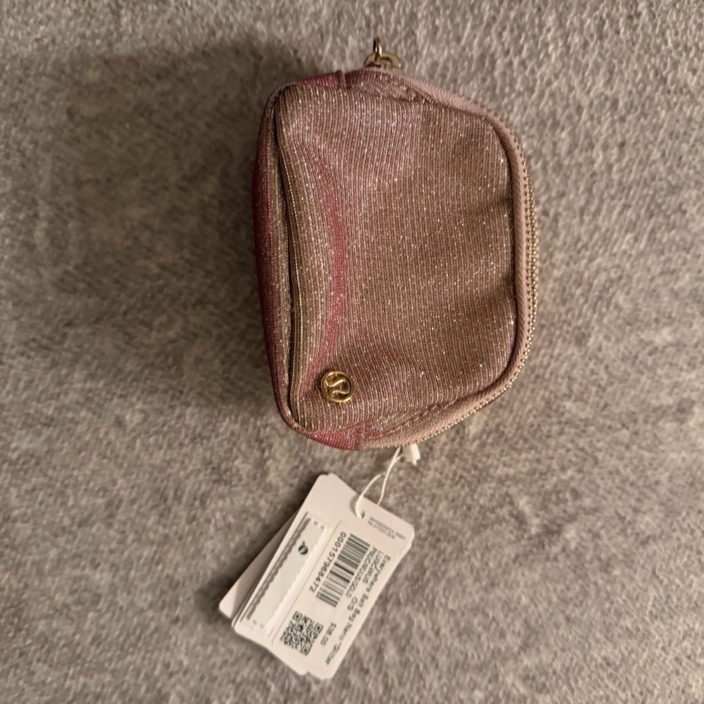 lululemon athletica Glitter Nano belt Bag nwt - Picture 2 of 9